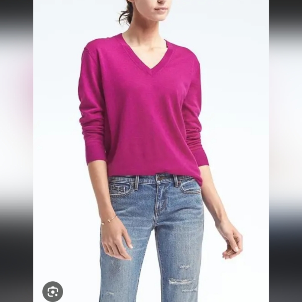 Banana Republic Women's Pink Sweater size M - Picture 2 of 7